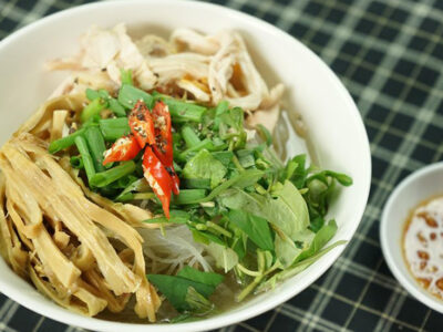 cong-thuc-nau-bun-mang-chay-ngon-mieng-ngay-cuoi-tuan